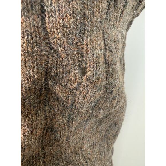 The Woolrich Woman Vintage 1980s Cross Button 100% Wool Sweater Vest Grandmacore - Picture 5 of 10